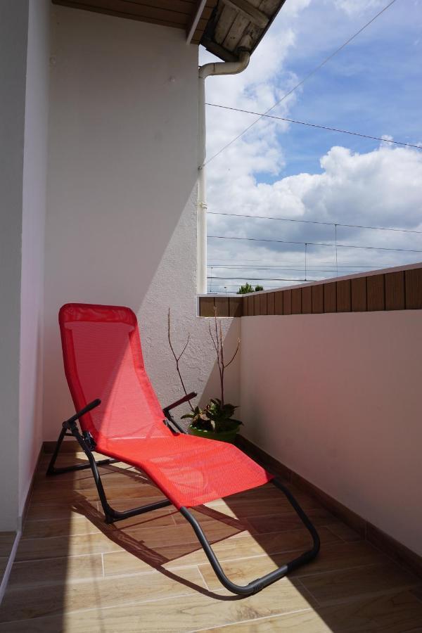Appart Chic & Moderne Avec Balcon La Roche-sur-Yon Exteriér fotografie